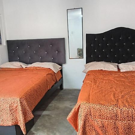 Quinoa Backpackers Hostel Лима Екстериор снимка