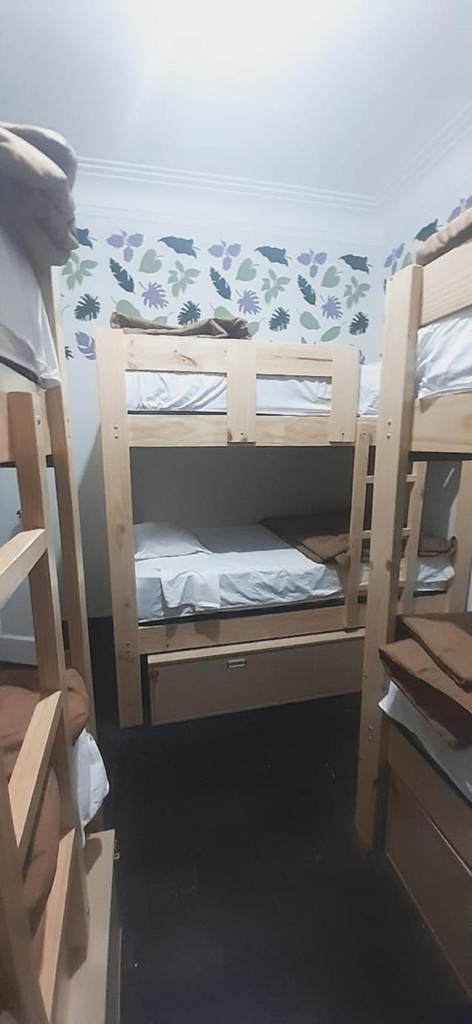 Quinoa Backpackers Hostel Лима Екстериор снимка